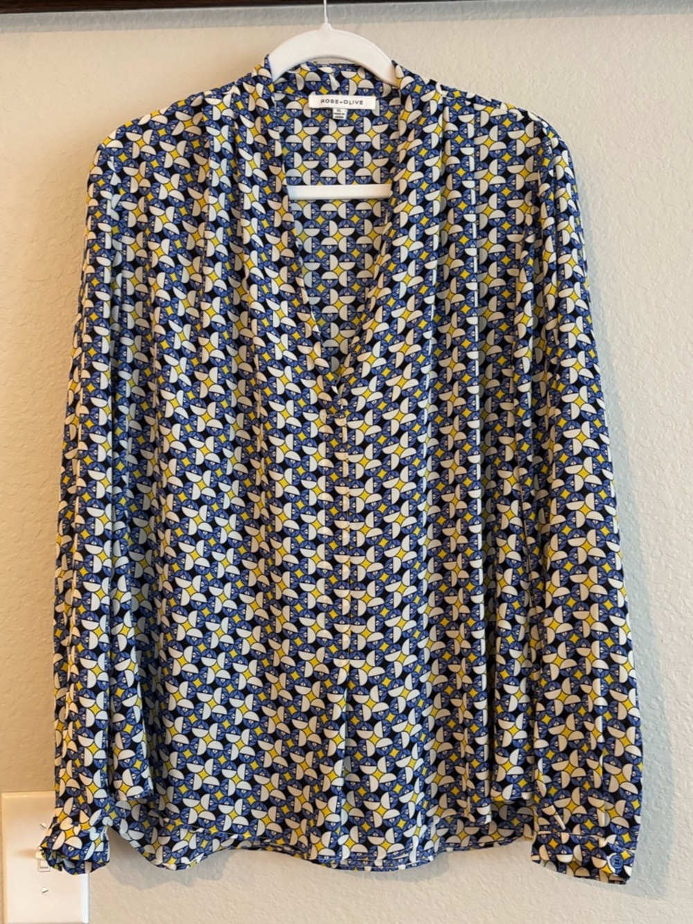 ❗️Rose & Olive Navy, Yellow & White Geometric Print Top Long Sleeve Blouse XL